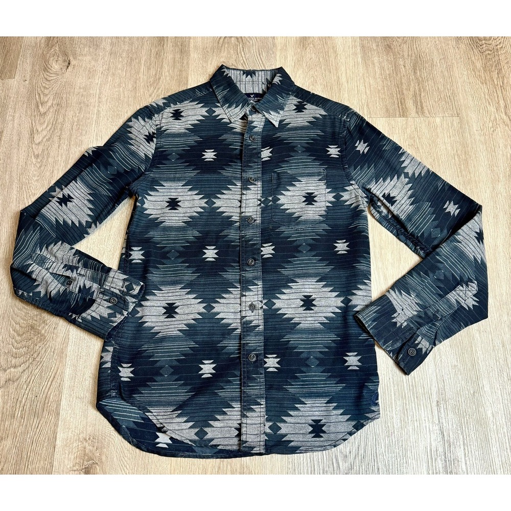 American Eagle Outfitters Mens XS Classic Fit Tribal Print Shirt